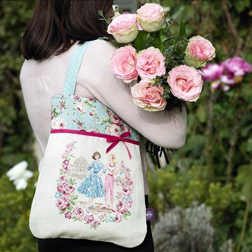 クロスステッチ　Les Brodeuses Parisiennes 半製品キット - AIDA Flower Garden Handbag