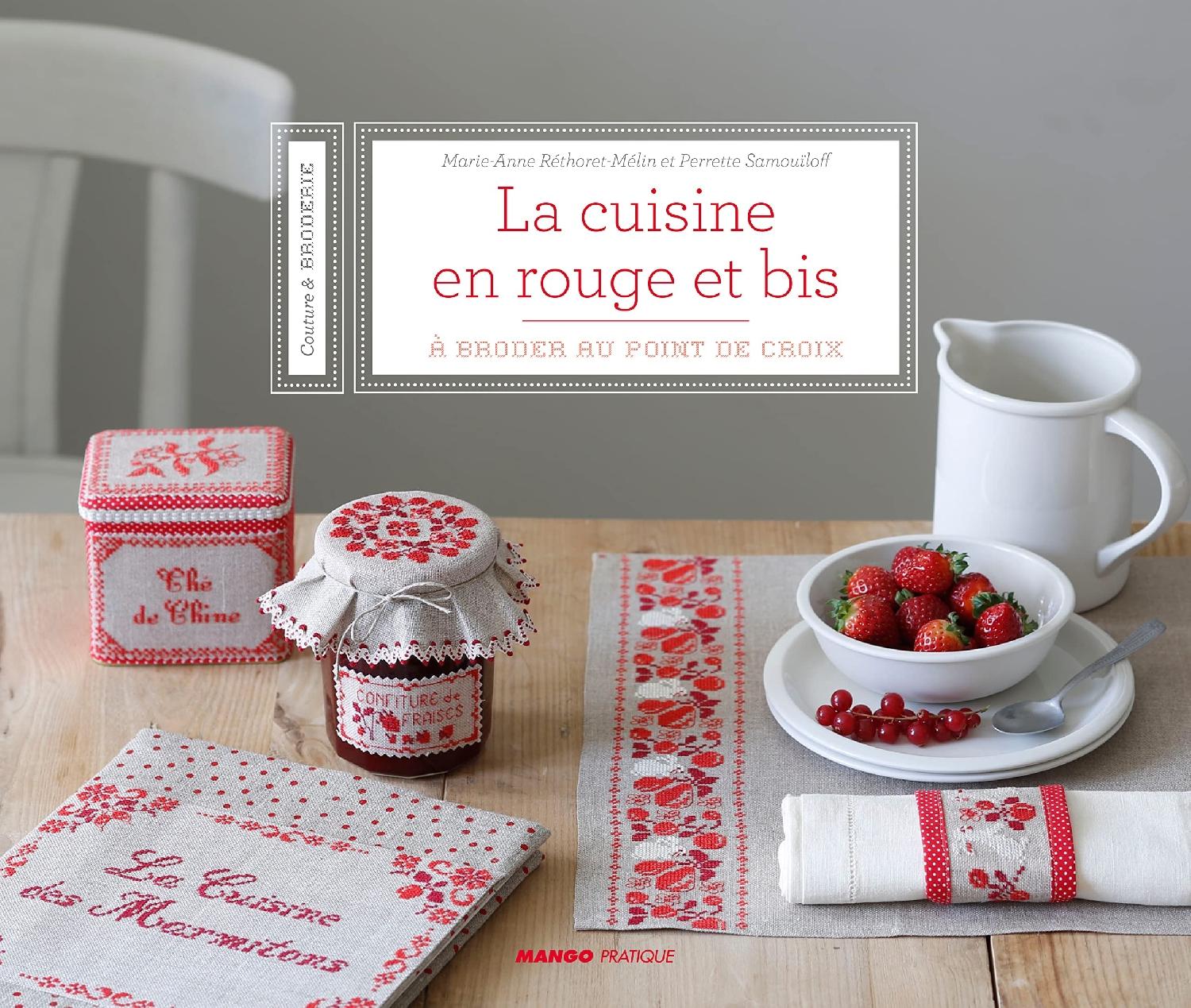 クロスステッチ　LA CUISINE EN ROUGE ET BIS 